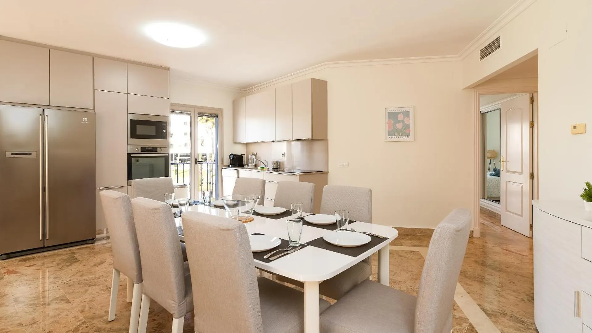 Spacious Four Bedroom Apartment In San Pedro Marbella